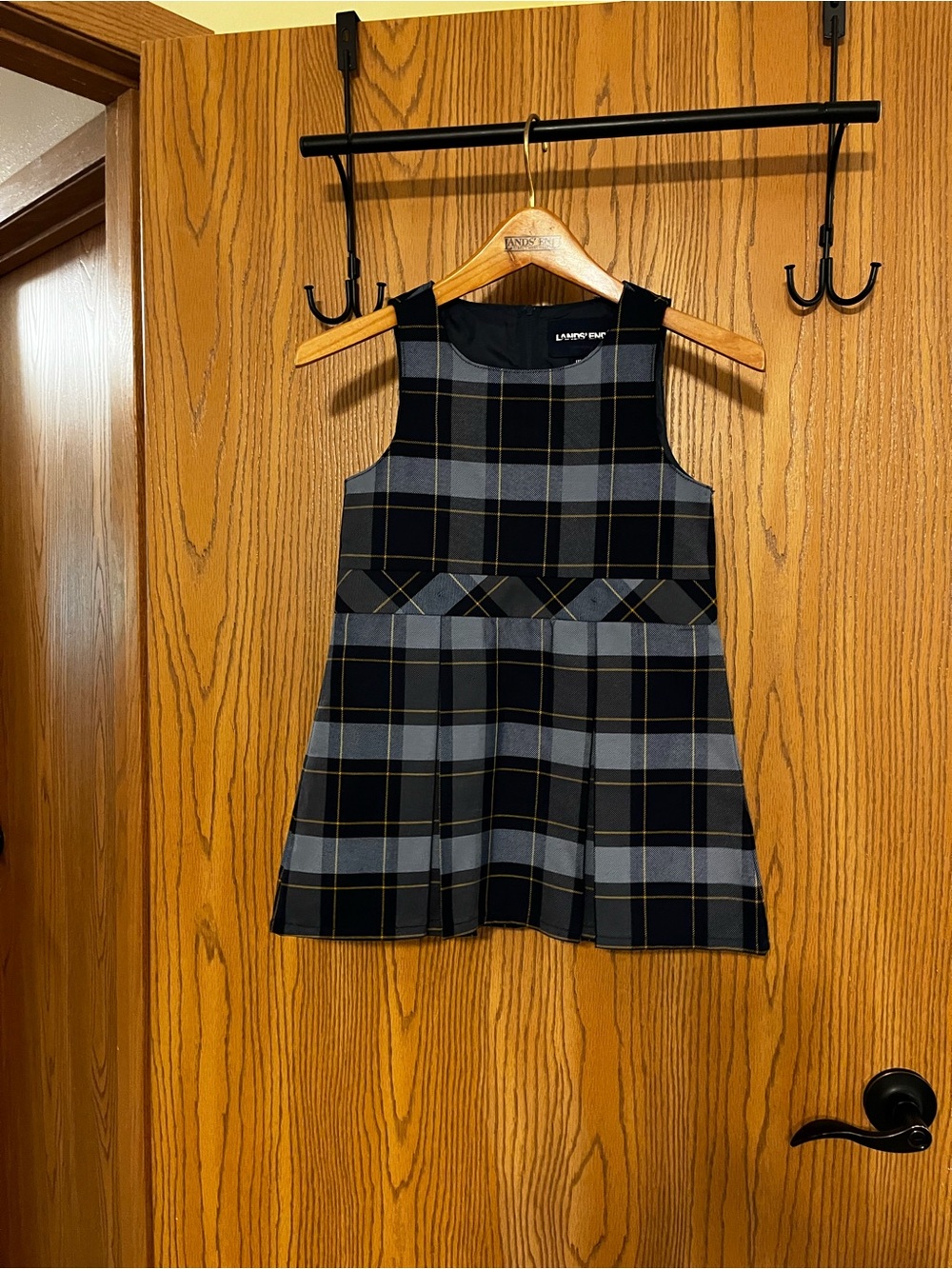 Lands' End ** Flaw** Sz 4 School Uniform Classic Navy Plaid Jumper